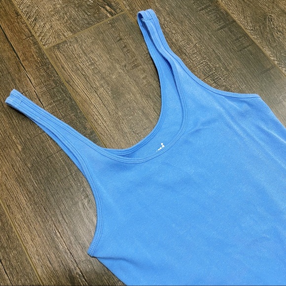 Old Navy Blue Tank Top Casual Cute Summer Top Basic Undershirt Size Small - Picture 2 of 4